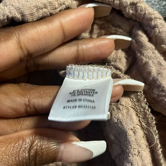 Textured top - Picture 4 of 4